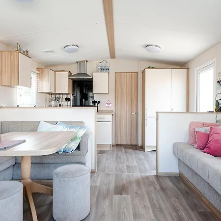 Chalet Summer Breeze *